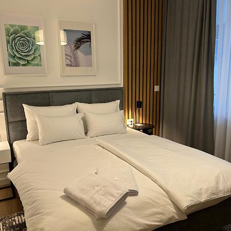 Red Riding Hood Apartment Beograd Ngoại thất bức ảnh