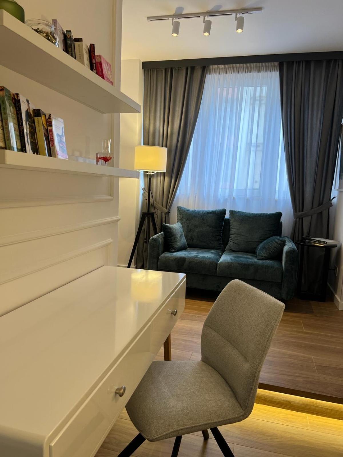 Red Riding Hood Apartment Beograd Ngoại thất bức ảnh
